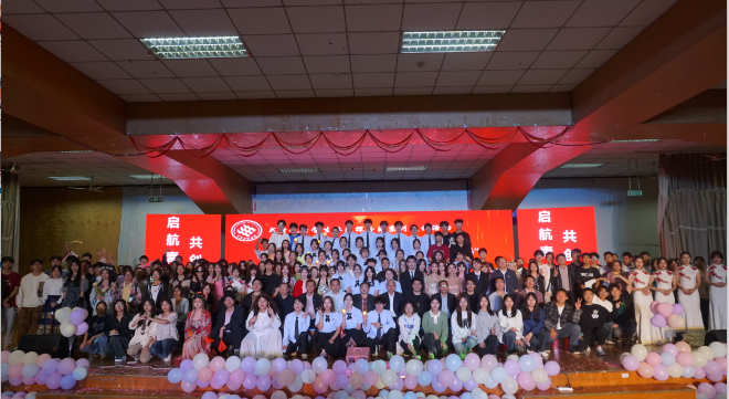 QYbo_1699339801804012050.png